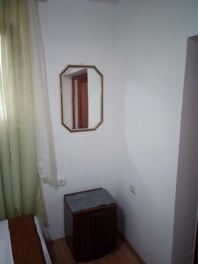Apartment & Rooms Aleksandar Golubac Exterior foto